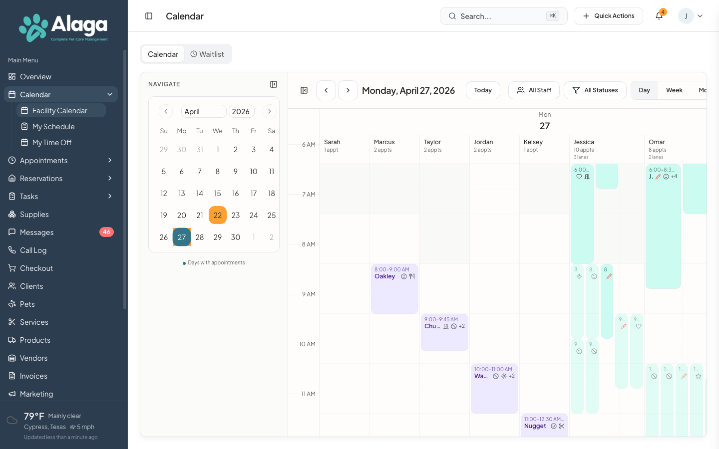 Alaga scheduling calendar with appointments for grooming, boarding, and daycare